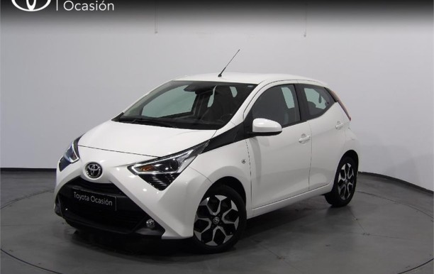 TOYOTA Aygo 1.0 70 x-play