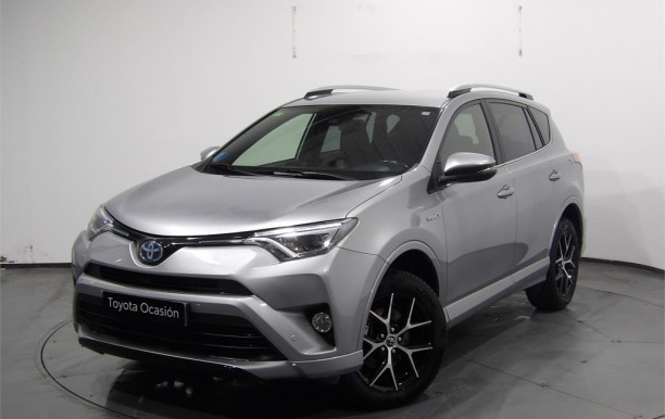 TOYOTA Rav4 2.5l hybrid 4WD Feel!