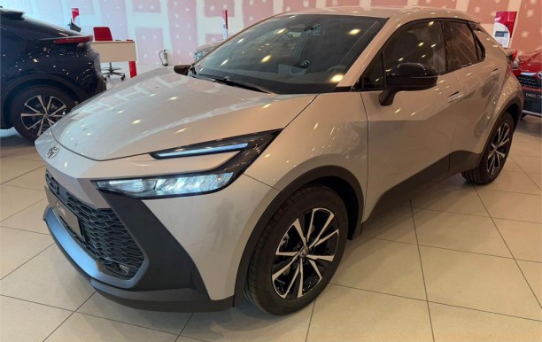 TOYOTA C-HR 2.0 220PH Advance