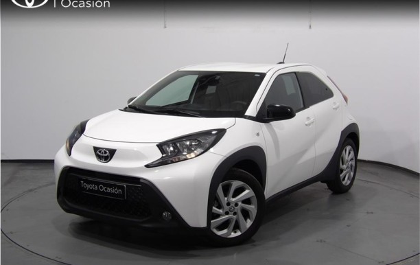 TOYOTA Aygo X Cross 1.0 VVT-I 72CV Play