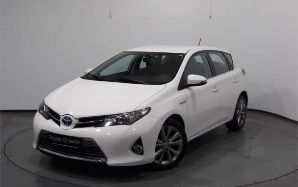 TOYOTA Auris Hybrid Advance