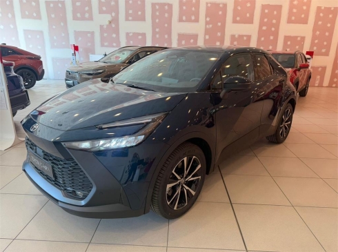 TOYOTA C-HR Advance Plug-in Hybrid 220