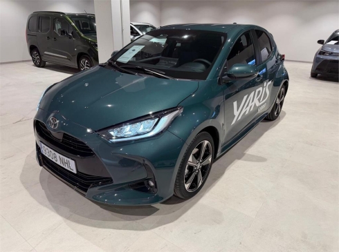 TOYOTA Yaris 1.5 120H Style